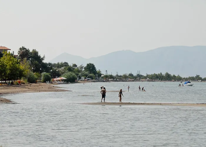 Elena Hotel Arkítsa