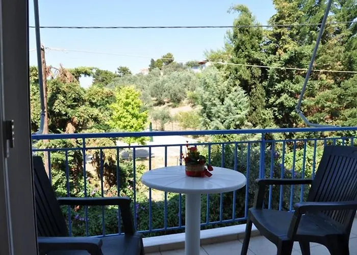 Elena Hotel Arkítsa